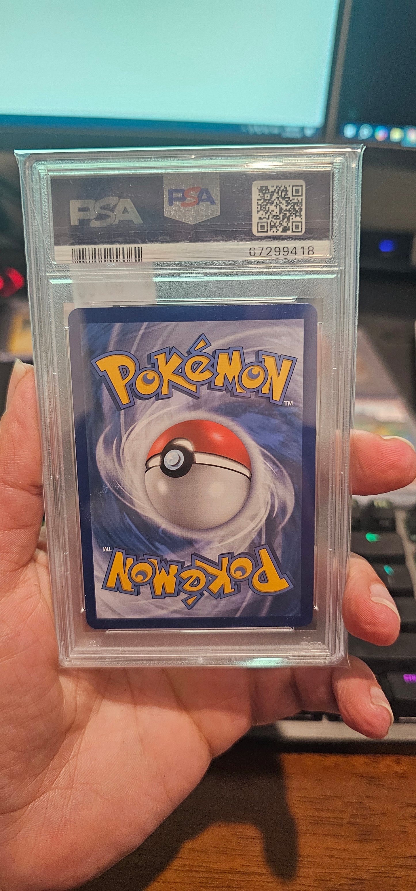 Origin Forme Palkia Vstar 208/189 Secret Astral Radiance Pokemon PSA 9