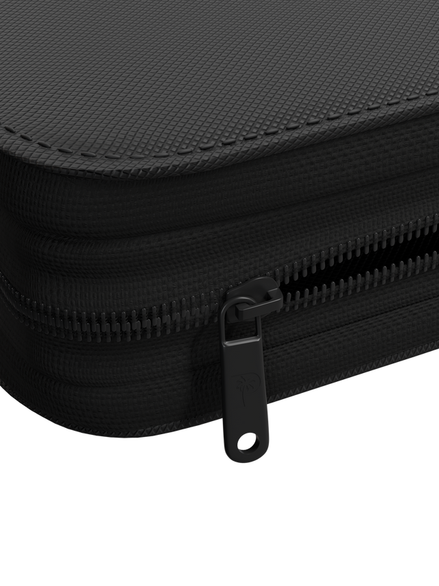 Collector's Series 4 Pocket Zip Binder